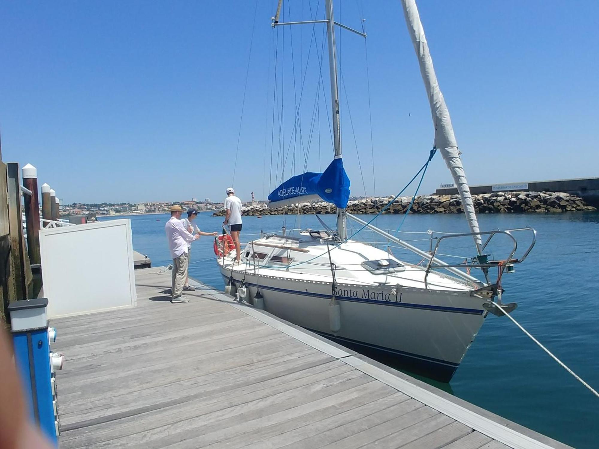 Appartamento Be Local - Sleep Aboard The Santa Maria Sailing Boat In Lisbona Esterno foto